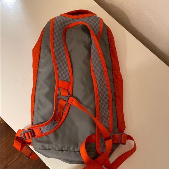 REI Orange Flash Backpack - Picture 2 of 3